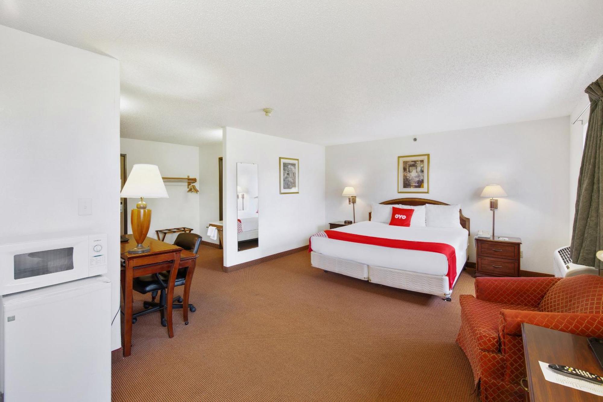 Oyo Hotel Portage I-94 Eksteriør bilde