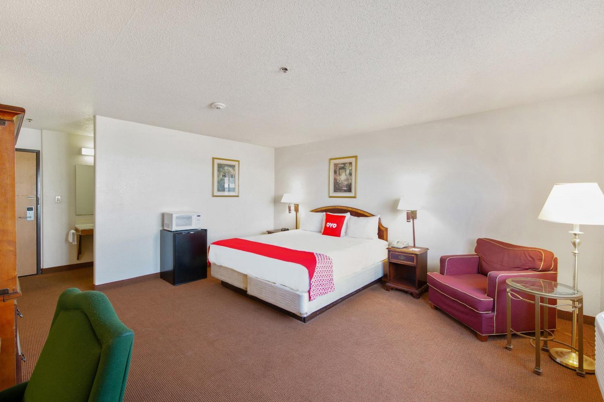 Oyo Hotel Portage I-94 Eksteriør bilde